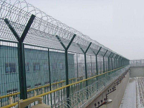 Galvanized Razor Blade Wire Fence Use For Prison And Key Project Protection