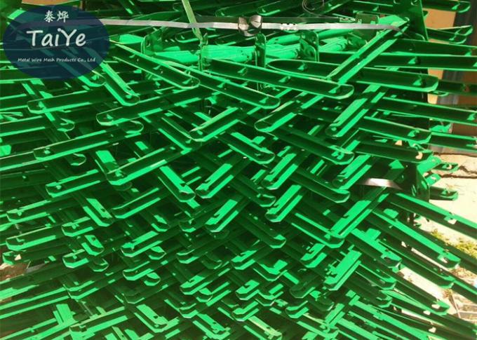 PVC Coated Galvanized Razor Wire Arm Green Color Used On Chain Link Fence