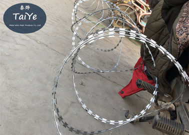 Other Razor Type and Galvanized Surface Treatment Galvanized Razor Barbed Wire Price