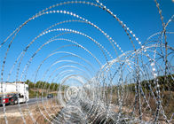 Galvanized Gaucho Security Barbed Wire On Top Of Fence , Thin Razor Wire