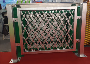 Galvanized Welded Razor Wire Mesh Fence , Razor Wire Fence With Diamond Hole Shape