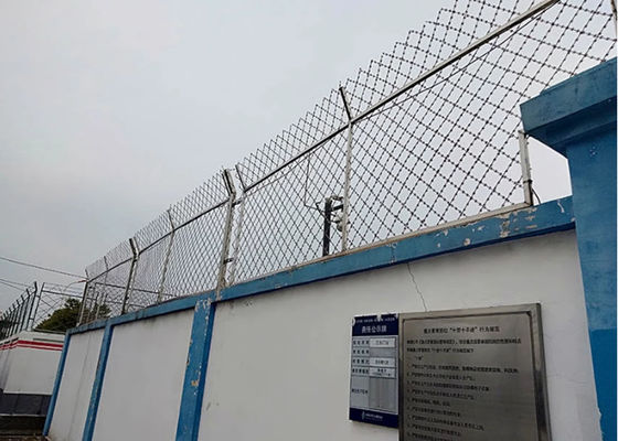 Diamond Galvanized Welded Razor Barbed Wire Fence